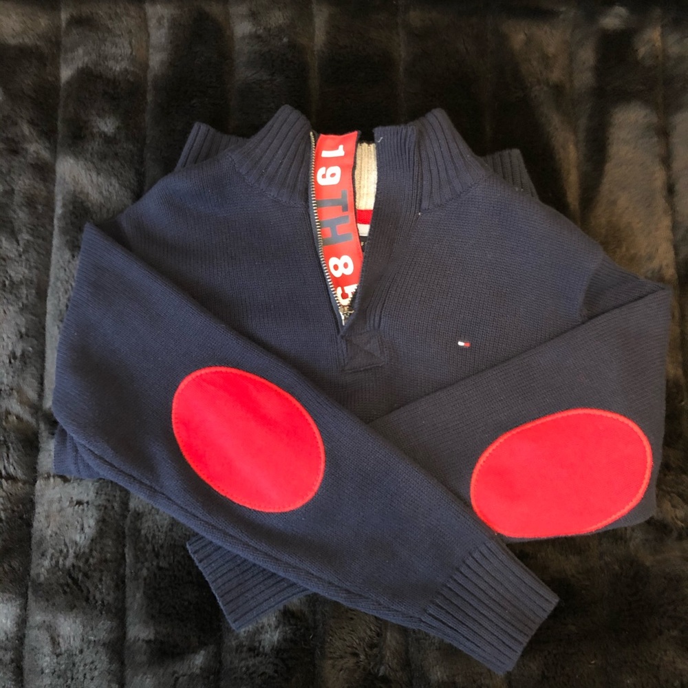 COPY - THilfiger navy sweater
